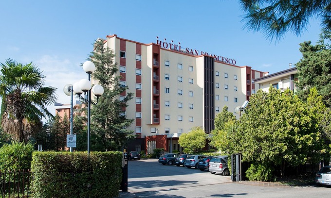 Roges Otro | Hotel San Francesco