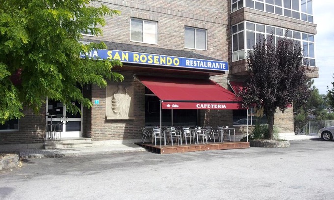 San Cibrao Das Viñas Hotel | Hotel San Rosendo
