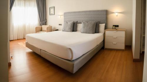 Vigo Hotel | Hotel Sercotel Tres Luces