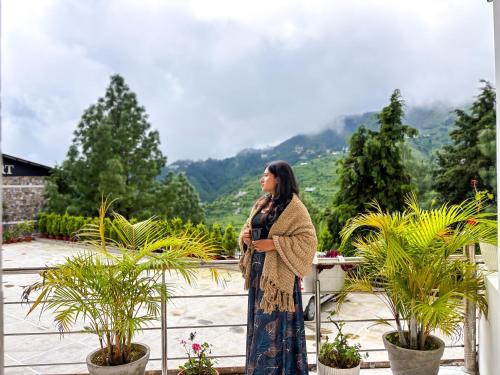 Mussoorie Hotel | Hotel Shiva Lake Mussoorie - 360 Degree View - Free Parking