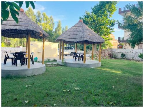 Faizabad Casa | Hotel Shreeraj Palace Guest House Near Ramjanambhoomi