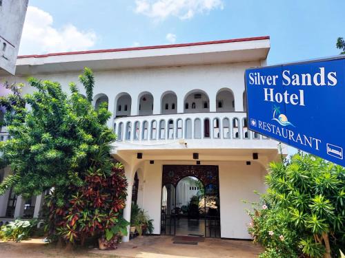 Negombo Casa | Hotel Silver Sands