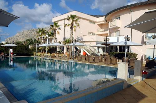 Isola delle Femmine Hotel | Hotel Sirenetta
