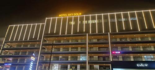 Ahmedabad Apartamento | Hotel Sky Gold