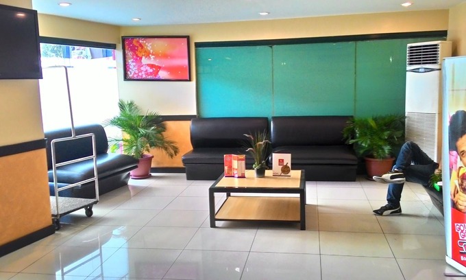 Cubao Hotel | Hotel Sogo Edsa Cubao