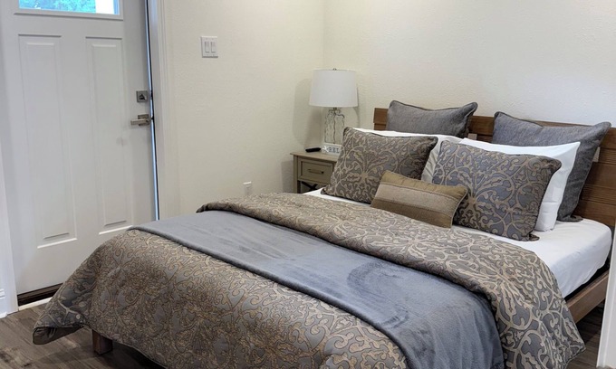 Gulfport Casa | Hotel Style House in Gulfport