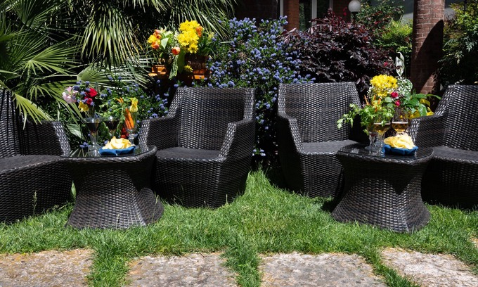 Zona Lancetti Hotel | Hotel Sunflower