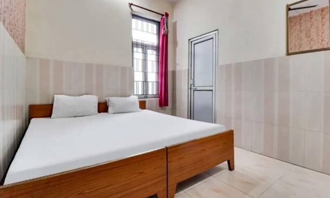 Kanpur Hotel | Hotel Sunny