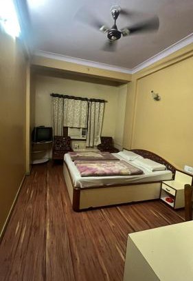 Nathdwara Hotel | Hotel surya