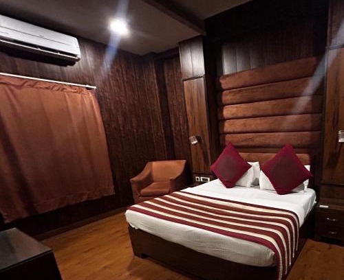 New Delhi Casa | Hotel Swades Inn