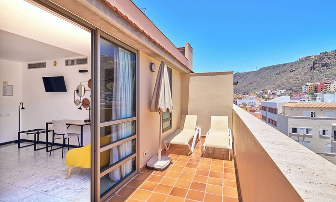 San Sebastián de la Gomera Hotel | Hotel Torre del Conde