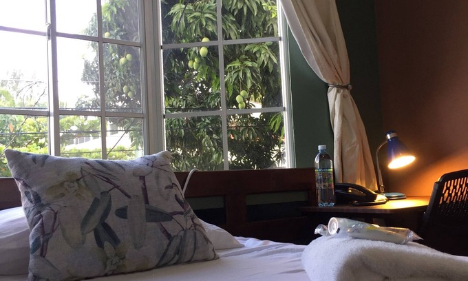 San Salvador Casa | Hotel Tazumal House