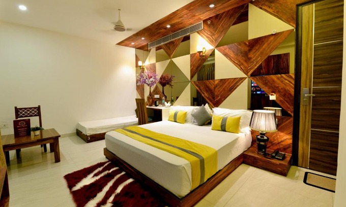 Kishangarh Hotel | Hotel The Yellow