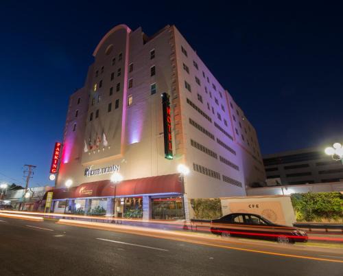 Avenida Revolución Hotel | Hotel Ticuán