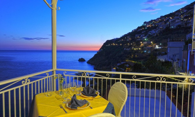 Praiano Hotel | Hotel Torre Saracena