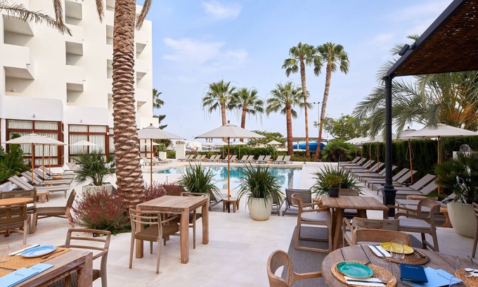 Santa Eulalia del Río Hotel | Hotel Tres Torres