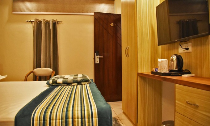 Devaprayag Hotel | Hotel US Tower