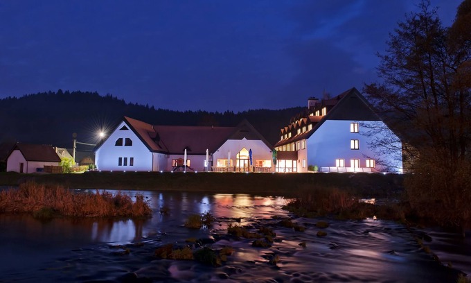Vir Hotel | Hotel Vír