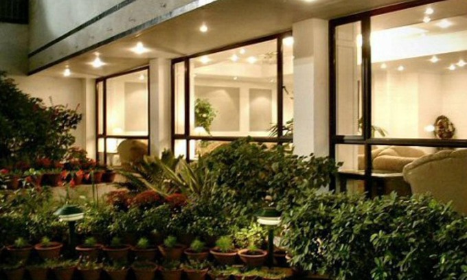 Varanasi Hotel | Hotel Vaibhav