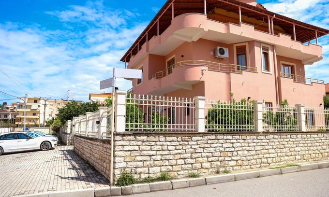 Berat Casa | Hotel Vila Maledhi