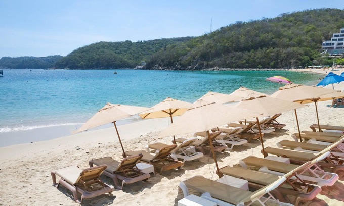 Sector R Hotel | Hotel Villa Blanca Huatulco