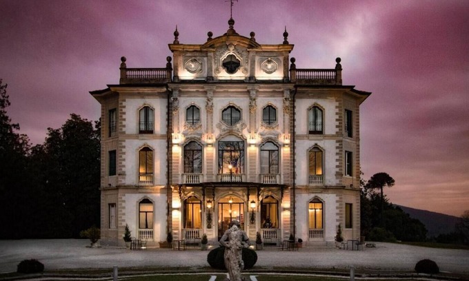 Varano Borghi Hotel | Hotel Villa Borghi