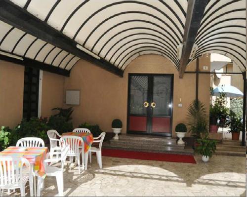 Marina Centro Hotel | Hotel Villa Cavalli