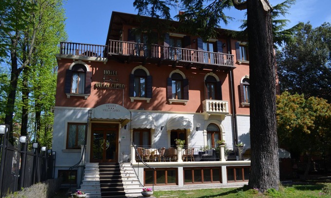 Santa Maria in Stelle Hotel | Hotel Villa Cipro