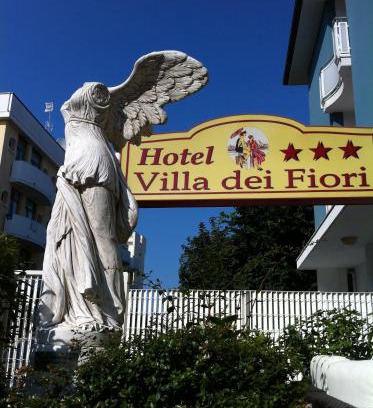 Viserbella Hotel | Hotel Villa dei Fiori - sul mare con piscina