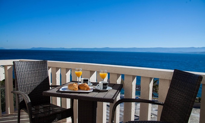 Bol Apartamento | Hotel Villa Dzamonja