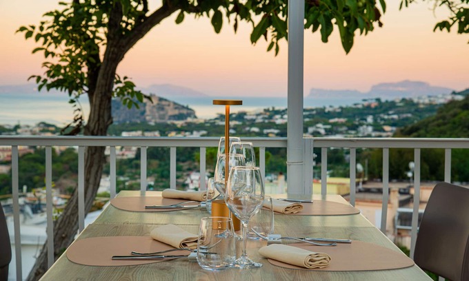 Ischia Porto Hotel | Hotel Villa Ireos