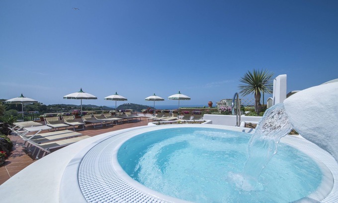 Casamicciola Terme Hotel | Hotel Villa Sirena