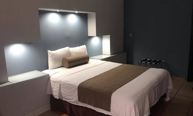 Ferrocarrilera Hotel | Hotel Vista Marina
