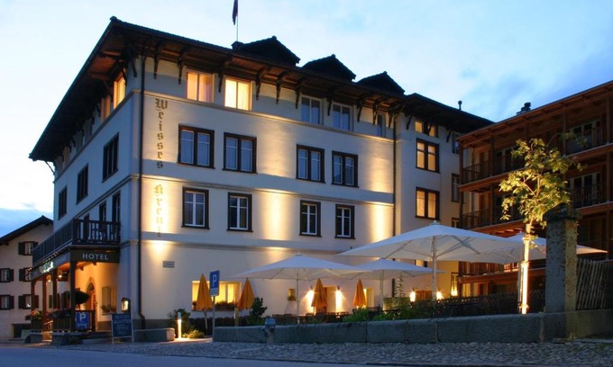 Berguen Hotel | Hotel Weisses Kreuz Bergün