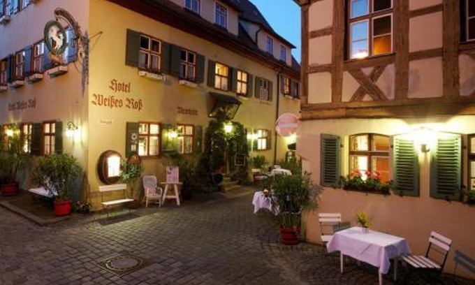 Altstadt Hotel | Hotel Weisses Ross