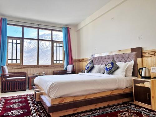 Kaza Casa | Hotel White House