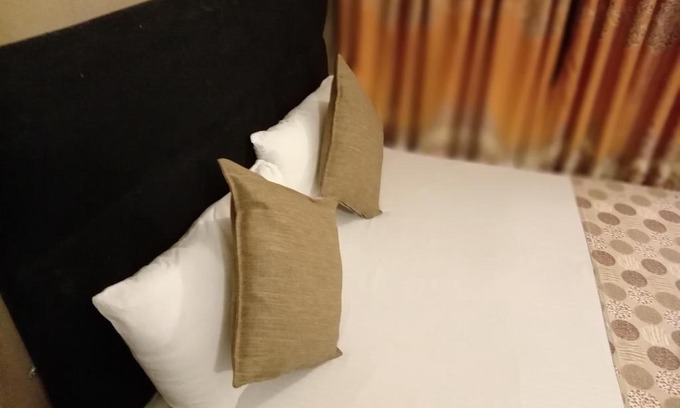Wattala Hotel | Hotel Winter