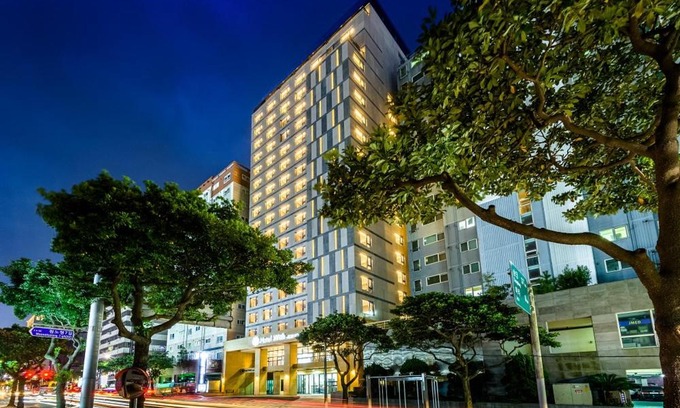 Yeon-dong Hotel | Hotel With City