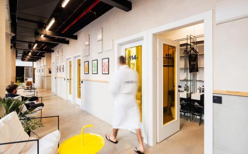 Tel Aviv Promenade Hotel | Hotel WOM Beach Pod -By WOM Chain