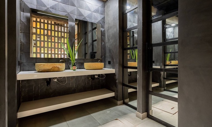 El Poblado Hotel | Hotel Zelva Negra