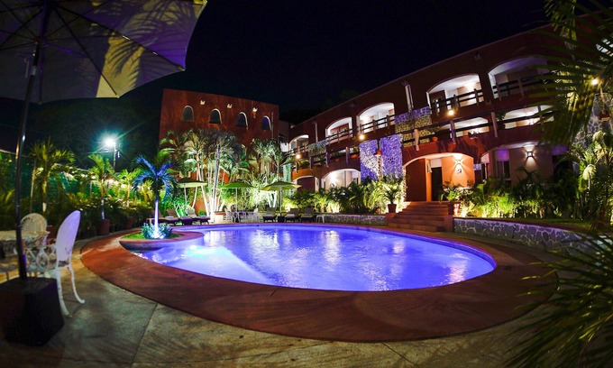 Playa la Madera Hotel | Hotel Zihua Caracol