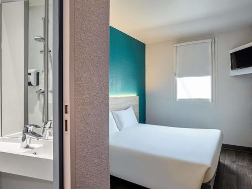 Courcouronnes Hotel | hotelF1 Evry A6