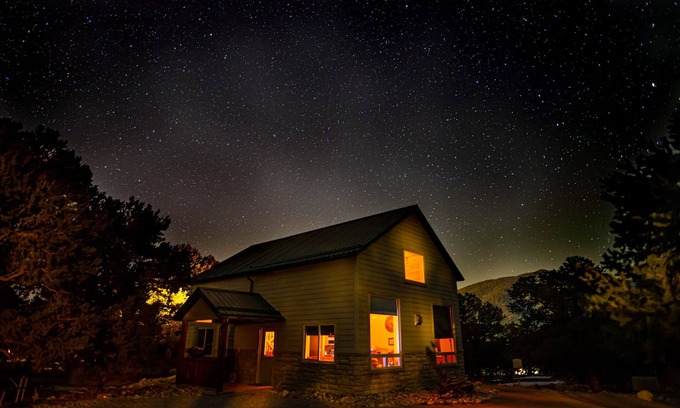 Salida Casa | Hotels near Monarch Mountain: private cabin in peaceful mountain setting