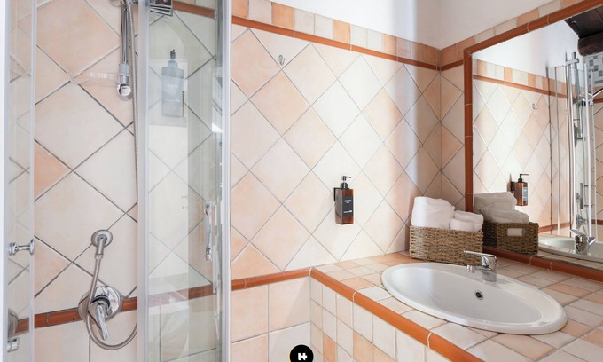 Sassari Apartamento | Hotels Too - Home Amsicora, in the alleys of the historic center of Sassari
