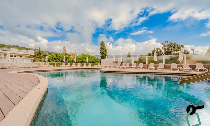 Santa Margherita Ligure Hotel | Hotiday Santa Margherita Porto