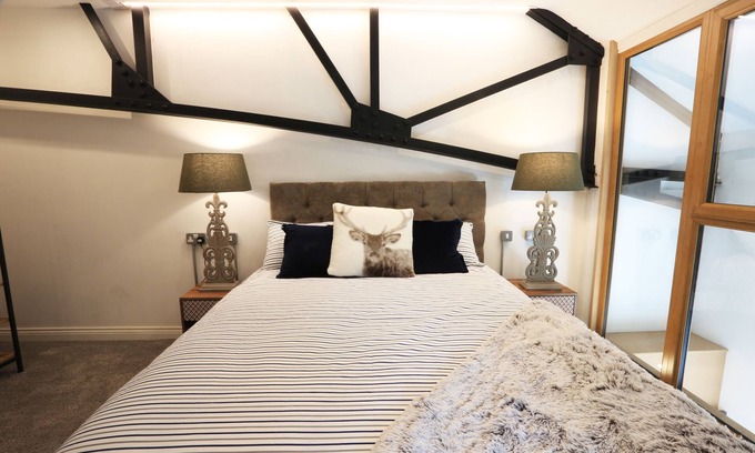 Kirkheaton Apartamento | Hotl Aparts at Deal House