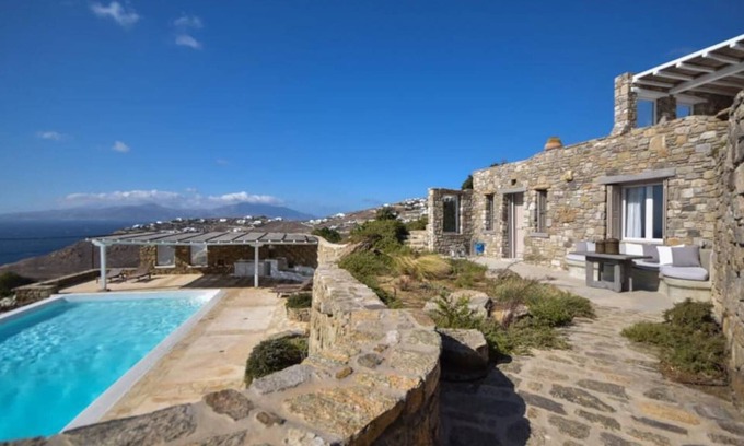 Houlakia Villa | Houlakia Apartment - Shared Pool