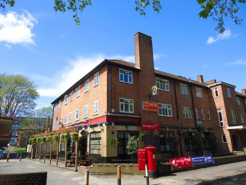 Faraday Hotel | Hour Glass Hotel