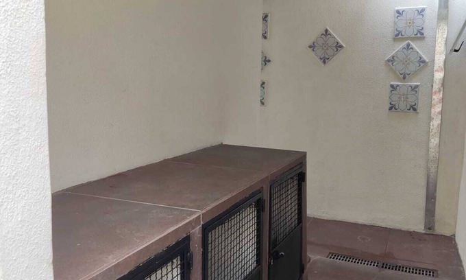 Jau Casa | House 3 - Students' Square - comfort 200m from Amaral Carvalho Hospital
