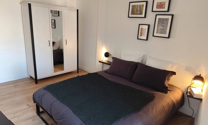 Saint-Saturnin-les-Avignon Casa | House in the Town Centre